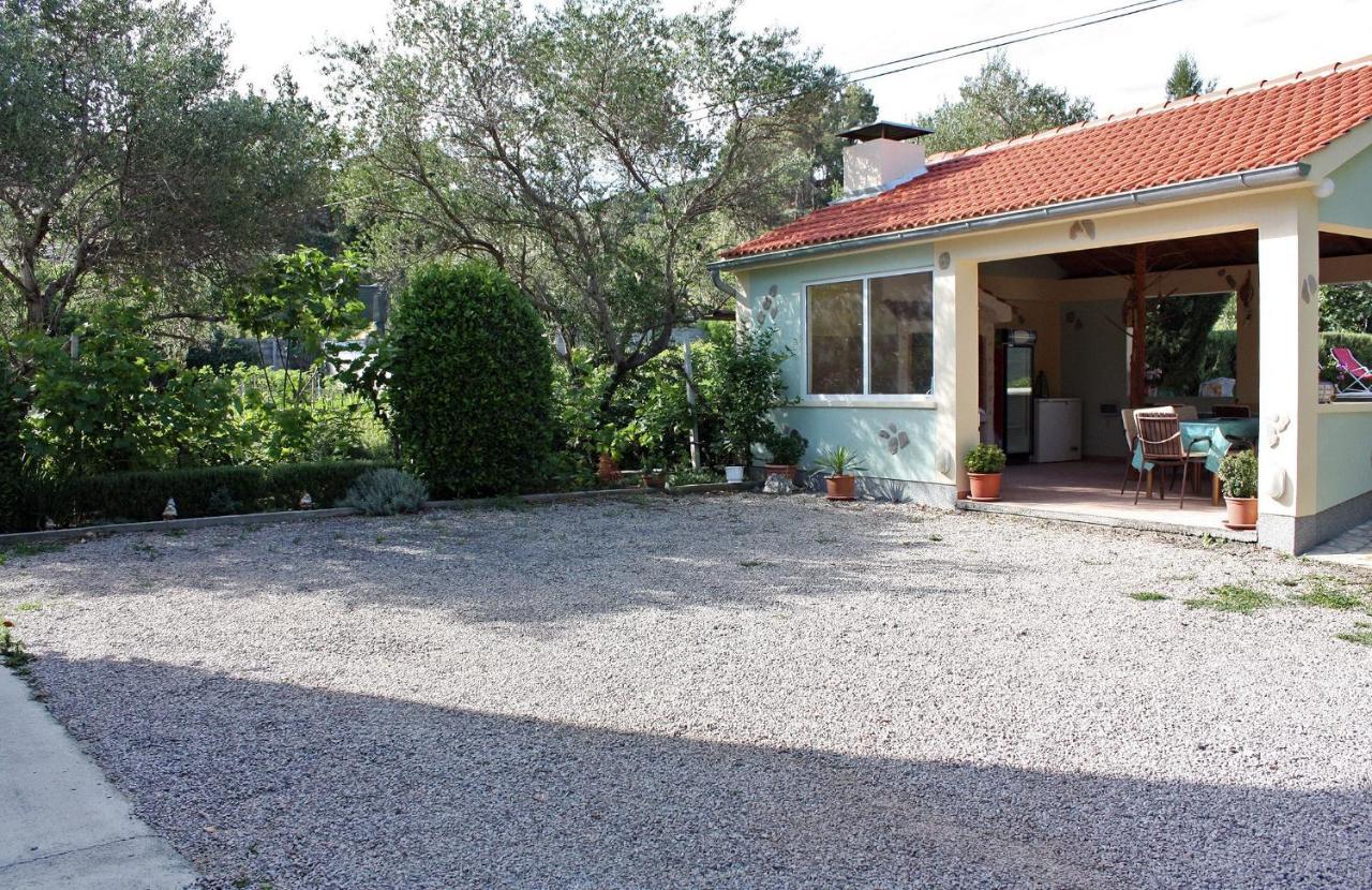 Family Friendly Apartments With A Swimming Pool Supetarska Draga - Donja, Rab - 2019 Esterno foto