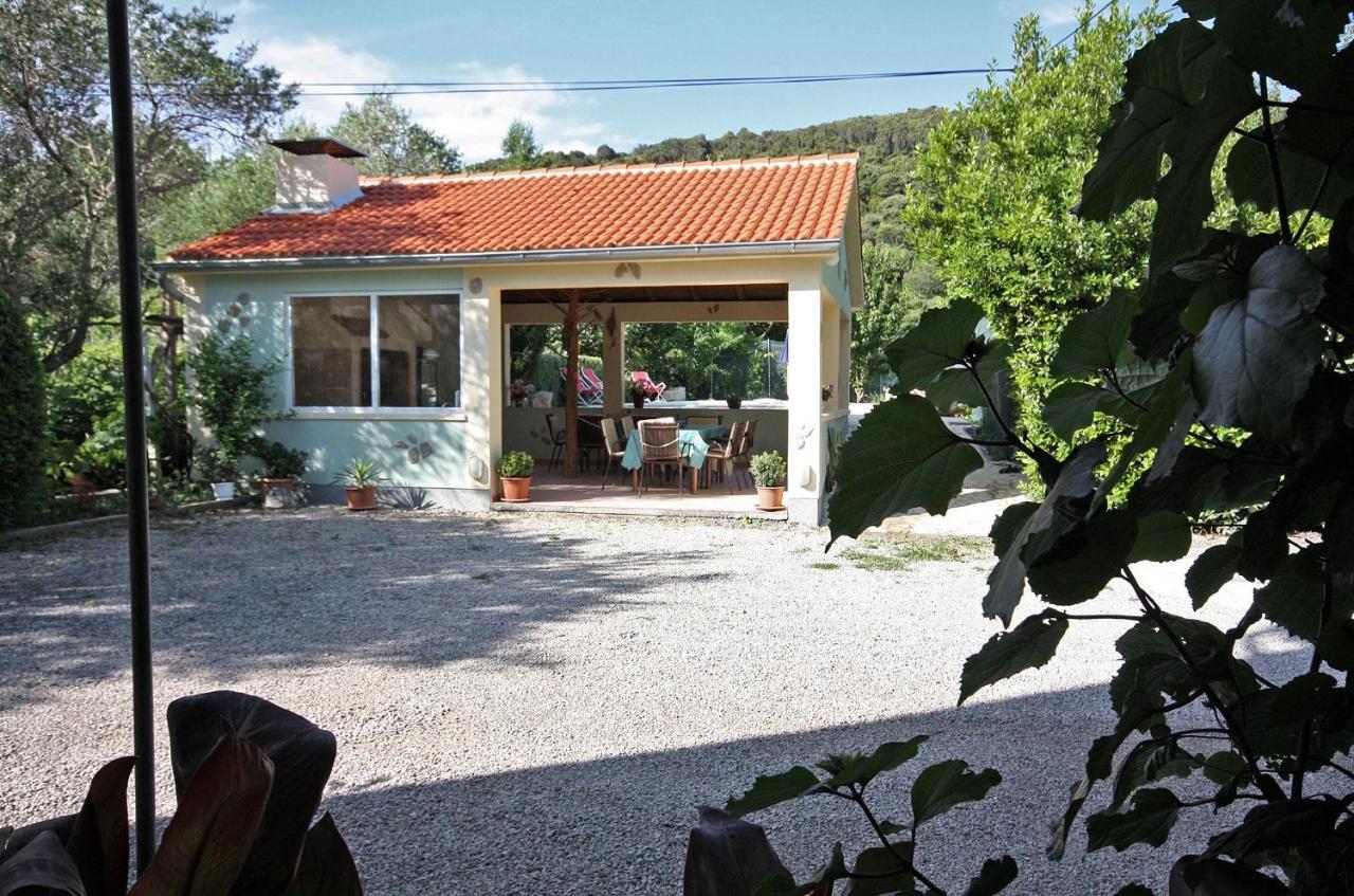 Family Friendly Apartments With A Swimming Pool Supetarska Draga - Donja, Rab - 2019 Esterno foto