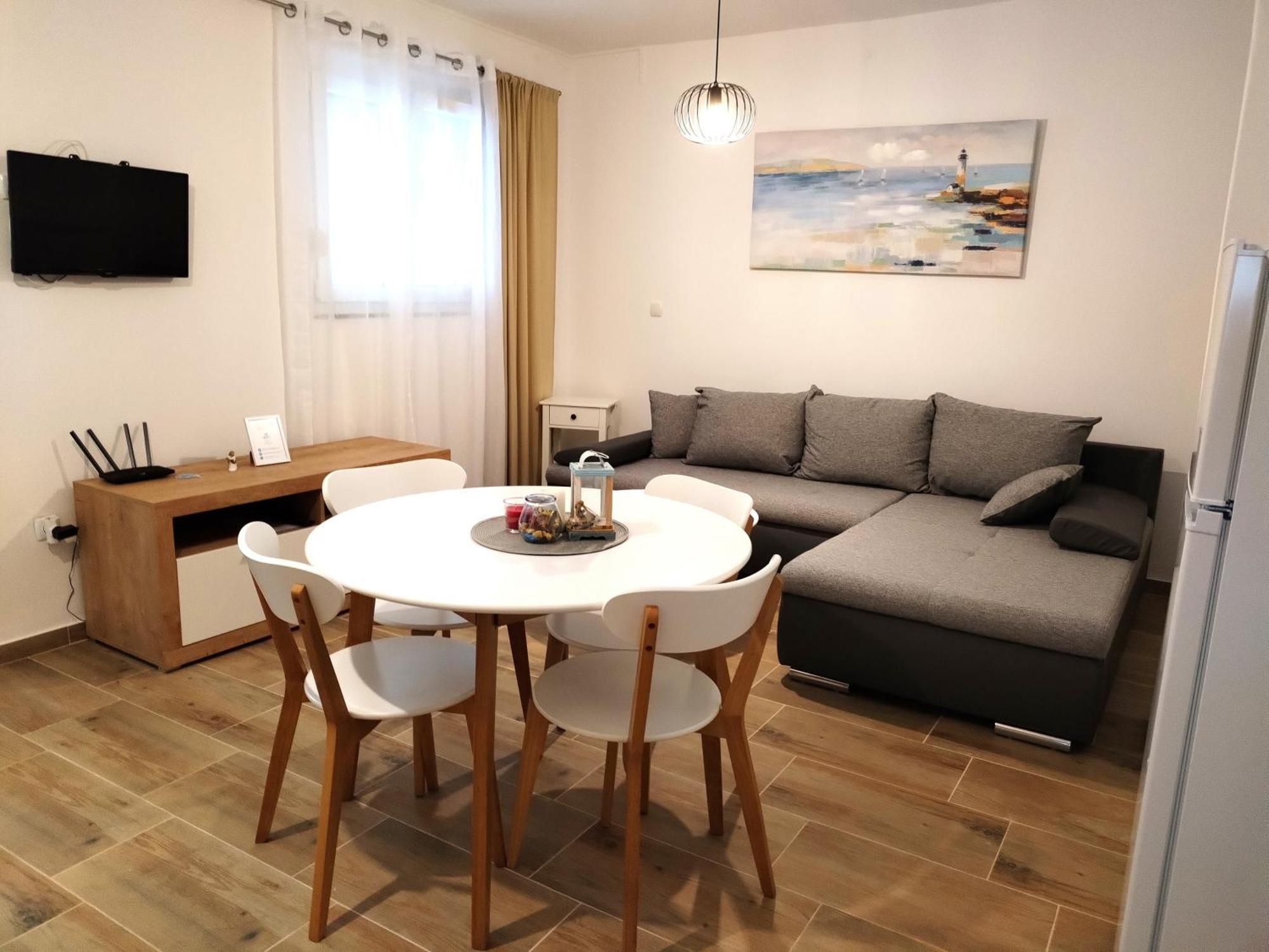 Family Friendly Apartments With A Swimming Pool Supetarska Draga - Donja, Rab - 2019 Esterno foto